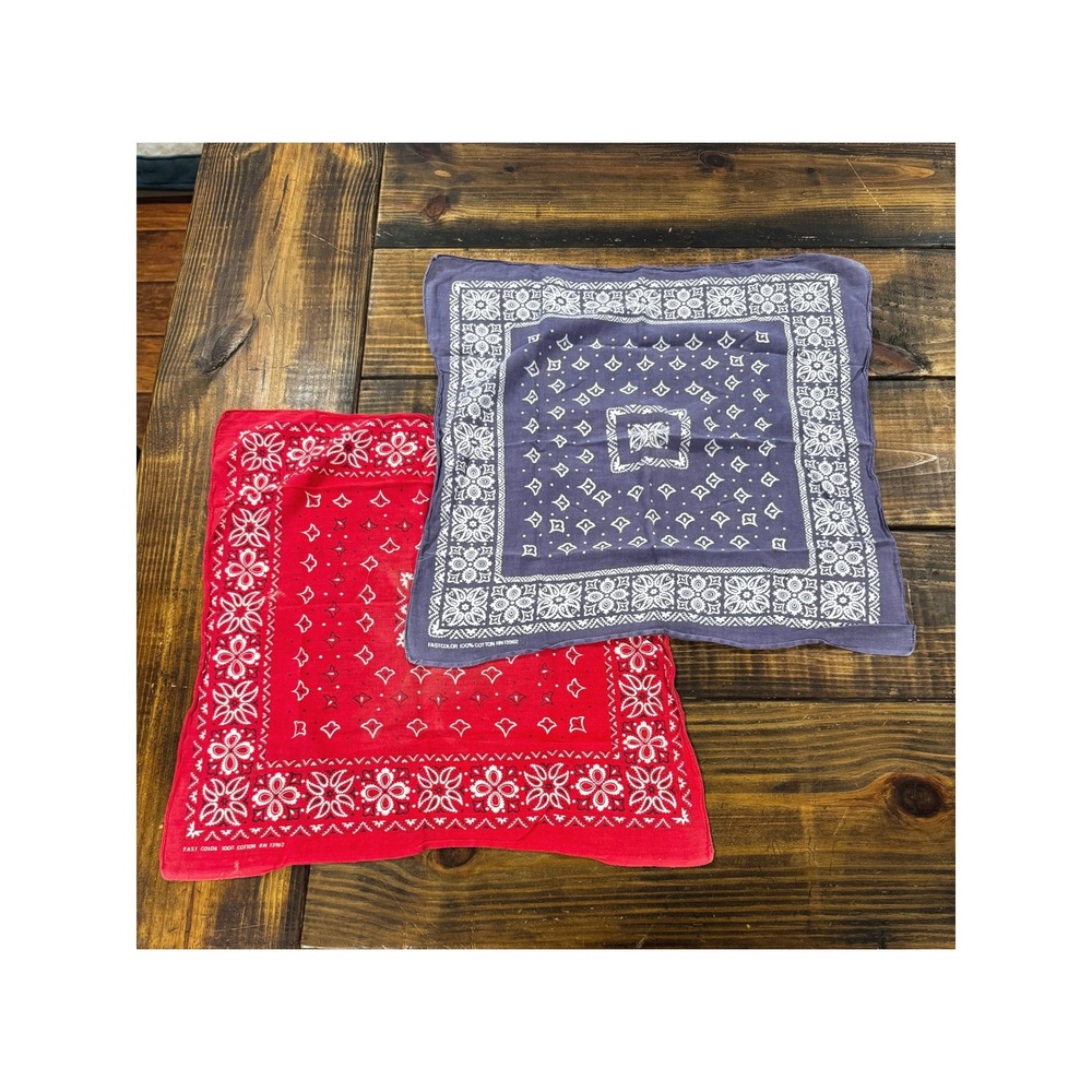Vintage Bandana Set Red Blue Fast Color RN 13962 Paisley Cotton 2 Pack
